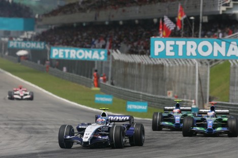 Alex Wurz kørte sig godt op gennem feltet i Malaysia